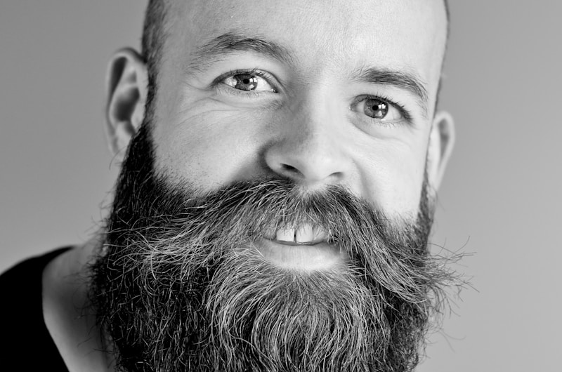 "Ik werd geduwd en getrokken richting medicalisering. Vijf jaar later had ik borsten, geen testikels en alcoholisme."